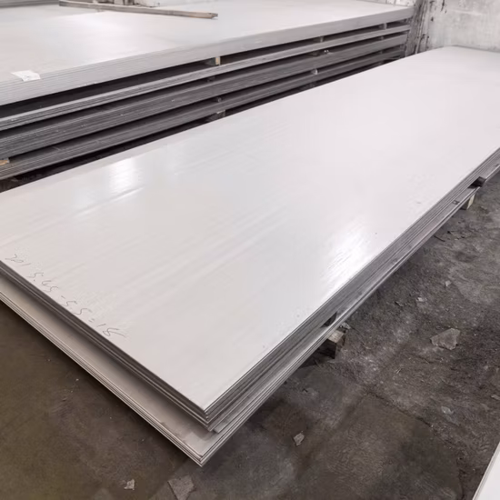 Grundlegende Anpassung: Warmgewalztes Edelstahlblech aus AISI 304, 304L und 316L mit einer Dicke von 3 mm, 4 mm und 10 mm